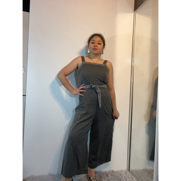 KEM & THREAD JUMPSUIT SIZE L - Picture 11 of 16